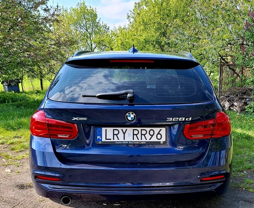 BMW Seria 3 cena 91600 przebieg: 66000, rok produkcji 2017 z Ryki małe 106
